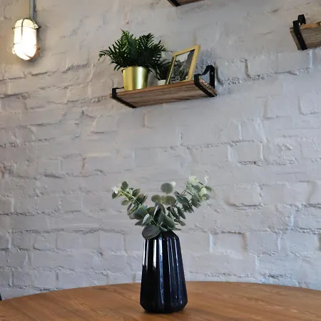 Quirky And Cool Christmas Steps 2 Bed